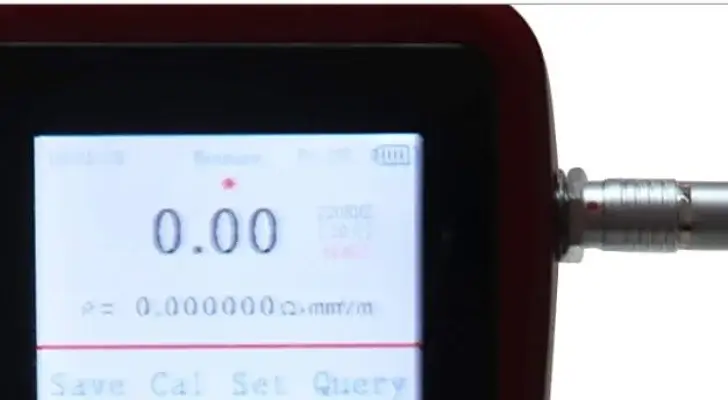 growing tomatoes hydroponically. ec meter screen.